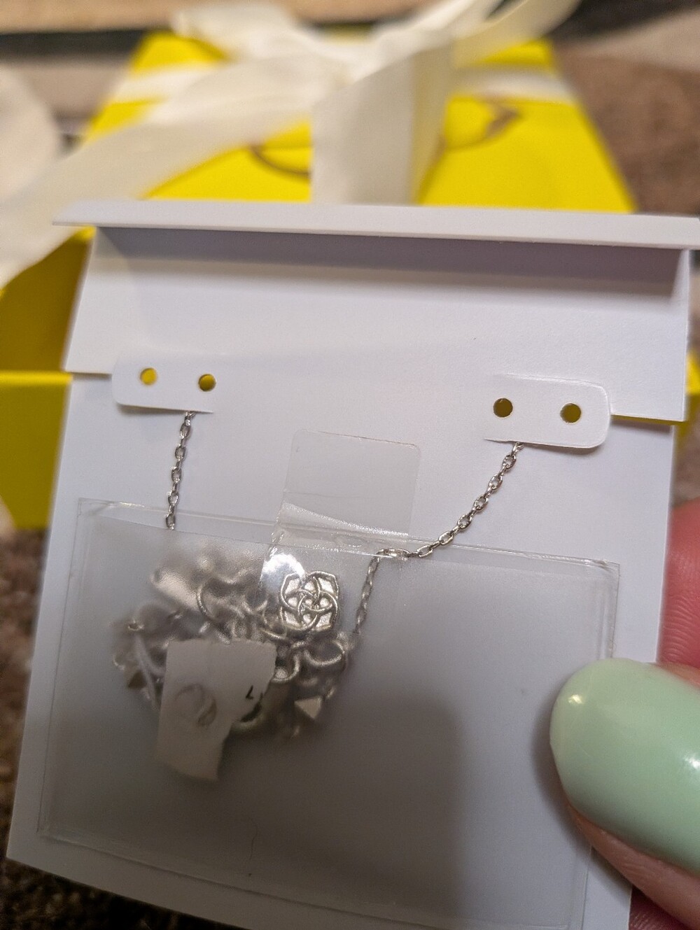 NWT, GIFTABLE Kendra Scott Nola Silver Drusy Necklace w/ Gift Box & Pouch - Picture 8 of 10